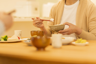 「実母との同居」がこんなに辛いとは...。「気になることは言ってね」を信じた私の誤算<後編>