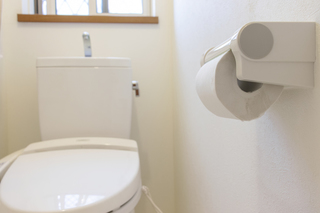 実家のトイレが汚い。綺麗好きだった母に何が...？「父の一言」で思い知る「実家の現実」＜後編＞