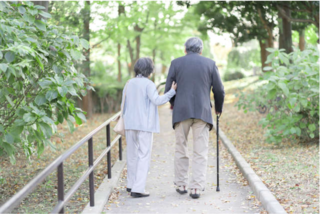 胸キュン...厳格な祖父が祖母に仕掛けた「お茶目なサプライズ」【みなさんの体験記】