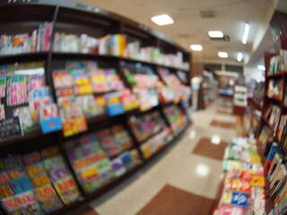 「3万円くらい出せるわよね」バイト先で新人だった私の面倒を見てくれた先輩の「裏の顔」＜後編＞