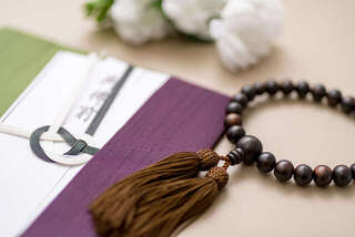 泣きじゃくっていた父が豹変!実の姉の葬儀を「やっぱりオレ、行かない」その理由にあ然...<前編>