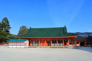 「のろま！ 二度と来るな」4時に閉店が当たり前⁉ 店員に理不尽に怒られ楽しい旅が台無しに＜後編＞