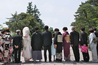 親戚の結婚式を欠席!?「優しい叔父さん」の正体は...大人になって知った親戚中が嫌う理由<前編>