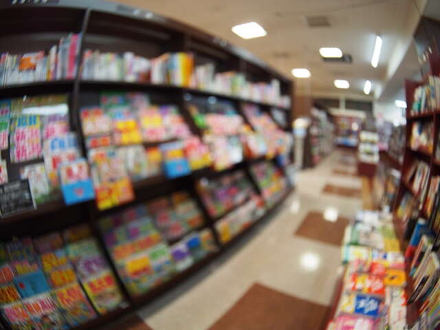 「3万円くらい出せるわよね」バイト先で新人だった私の面倒を見てくれた先輩の「裏の顔」＜前編＞