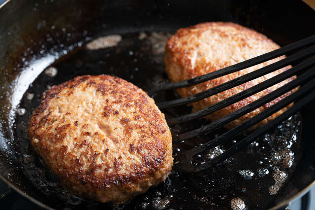 隠し味にそんなものを...⁉︎我が家の絶品ハンバーグを「家族以外には食べさせられない」理由 30.jpg