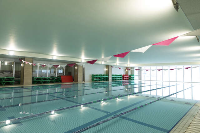 水泳教室で突然苦しみ出した男児を放置！ コーチが鼻で笑って言った「信じられない言葉」＜後編＞