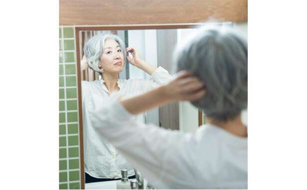 50代からのファッション迷子を卒業！「りさねーぜ流」似合う服を見つける方法