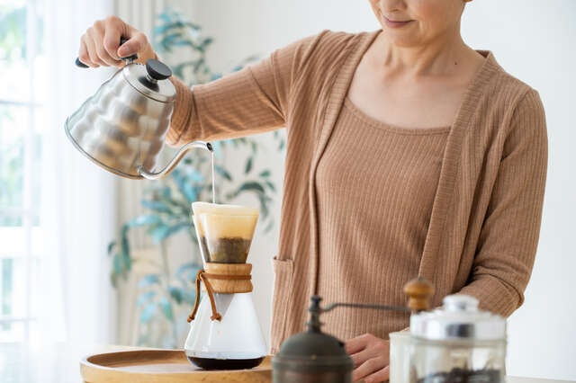 最期まで自分らしい暮らしを維持する人の共通点は「ケアの習慣」【現役看護師が伝える】 pixta_91385344_S.jpg