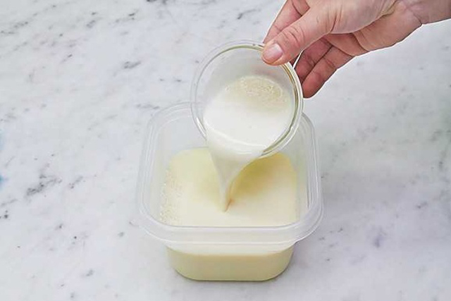 種菌に豆乳を加えれば簡単に作れる！　豆乳ヨーグルトを作りましょう 201703_雎・ｹｳ繝ｨ繝ｼ繧ｯ繧吶Ν繝・1703p047_02.jpg
