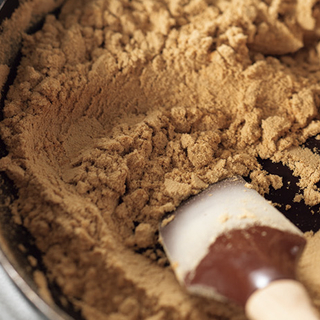 フライパンで4 5分煎るだけで簡単にできる 新しいダイエット法の 米ぬかパウダー の作り方と活用術 毎日が発見ネット