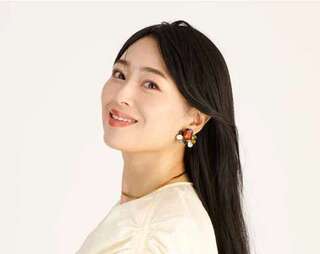 悩みは顔に現れる！「表情のクセ」を変えて「心のクセ」を手放すための3つの方法