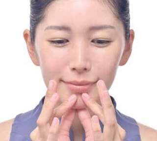 1日30秒でたるみ解消へ!指先ひとつで「ツヤ肌・小顔」を手に入れる魔法の習慣