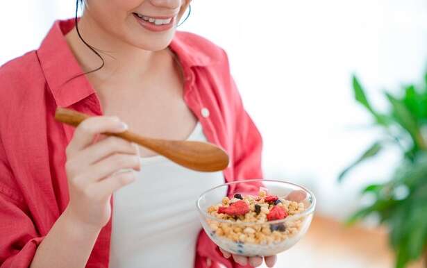 ダイエットが劇的に楽になる!毎日の食事を楽しむための裏ワザ【パーソナルトレーナー片倉岳人さんが解説】 14531549_615.jpg