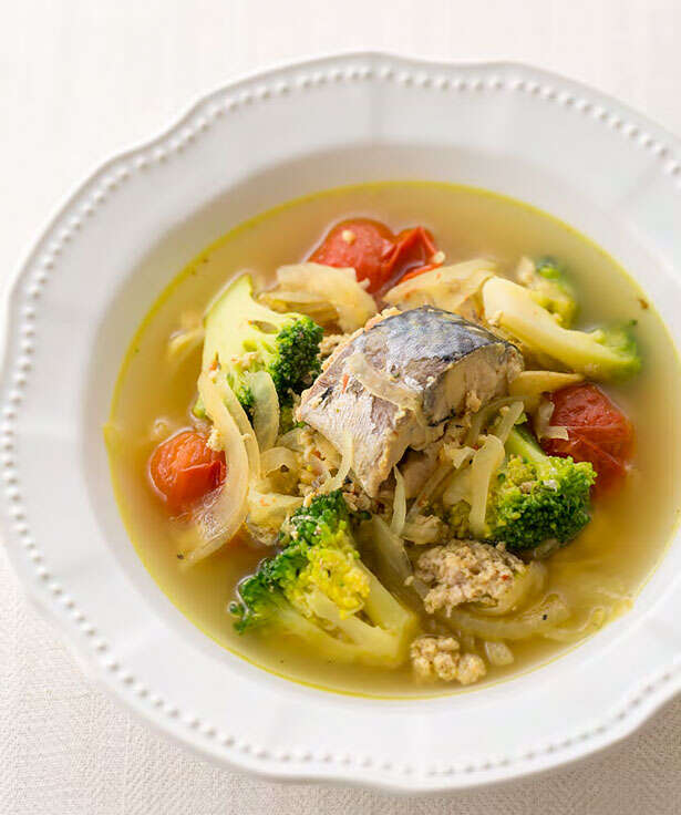 【脂肪肝専門医が考案】青魚の良質な脂質は脂肪の蓄積を抑える！「さば缶カレーブイヤベース風」のレシピ 0821-8-1.jpg