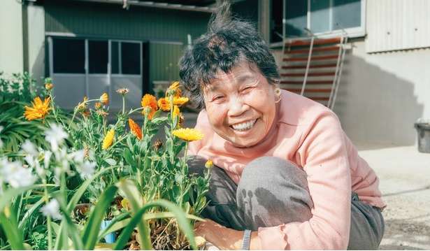 SNSで大人気のおばあちゃん。「気持ちが明るくなる」趣味のひとつを紹介 13821657_615.jpg