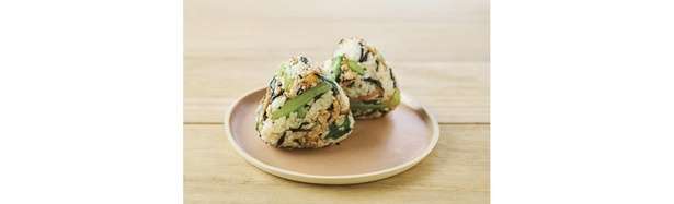 鉄分に食物繊維、カリウムにタンパク質までとれる!「小松菜とひじきそぼろ煮」のレシピ 14176536_615.jpg