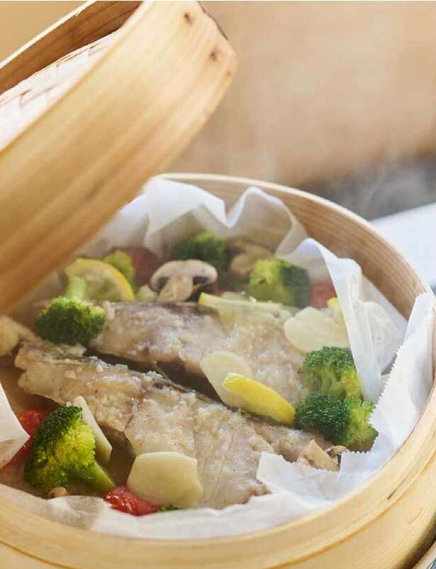【ブームのせいろ蒸し】「アクアパッツァ」は15分蒸すだけで完成。おもてなしにも！ 14411409_615.jpg
