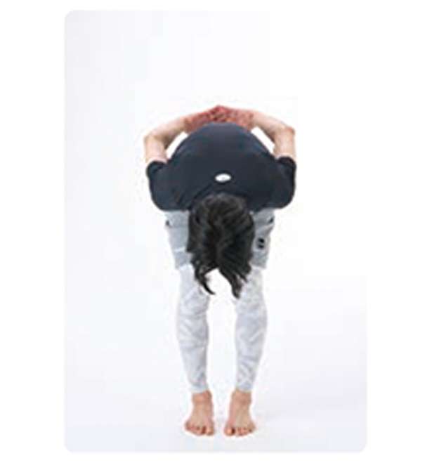 【太ももの柔軟性チェック】1日1分！ひざを伸ばしてきれいに歩くための前屈改善ストレッチ 14451890_615.jpg