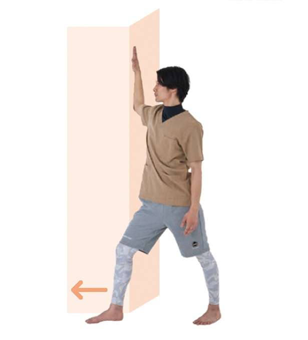 肩まわりの悩みの多くは、肩甲骨に理由がある。理学療法士が伝授「腕がまっすぐ上がるようになるストレッチ」 14452667_615.jpg