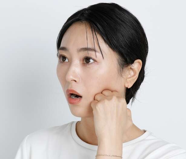 表情筋トレが、かえってシワを深くする原因にも。「ほぐす」ことから始める本当の顔筋ケア 14696661_615.jpg