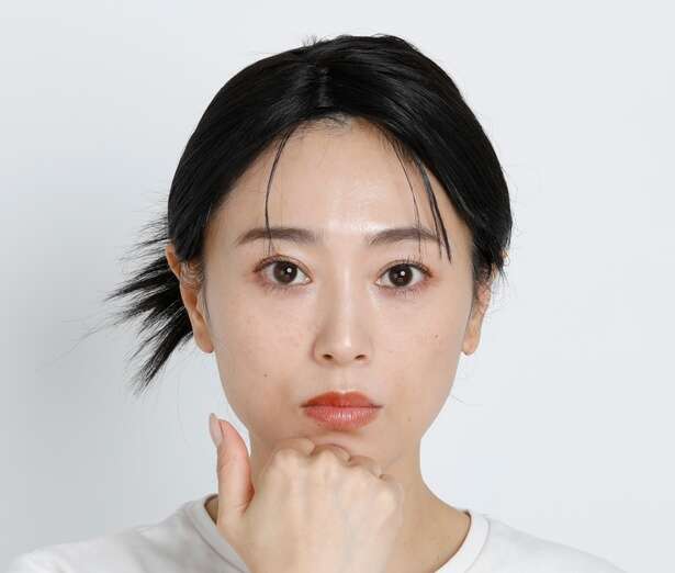 表情筋トレが、かえってシワを深くする原因にも。「ほぐす」ことから始める本当の顔筋ケア 14696664_615.jpg