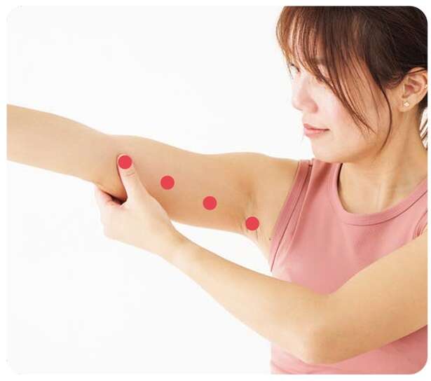 【1日1分のツボ押し】気になる「二の腕」をスッキリ！リンパの流れにもアプローチできる 14709824_615.jpg