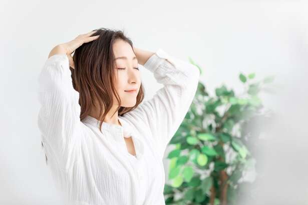 「燃焼促進」のツボで自律神経を整え太りにくい体に！【1日1分のツボ押し】