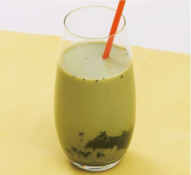 食欲がない時にも!豆乳でたんぱく質をチャージ「ソイグリーンティー」のレシピ 14796565_615.jpg