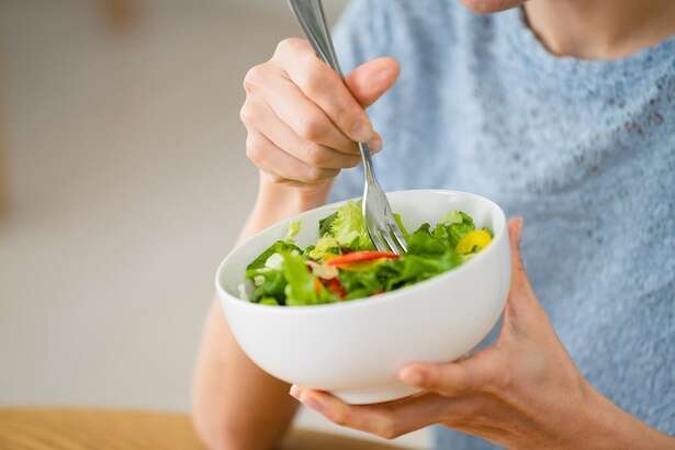 「カロリーを抑えれば痩せる」は正しいのか。ダイエットの落とし穴「代謝」の真実