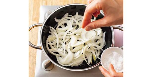 タンパク質やビタミンEたっぷり！美肌をサポートする「抗酸化スープ」のレシピ 15022865_615.jpg