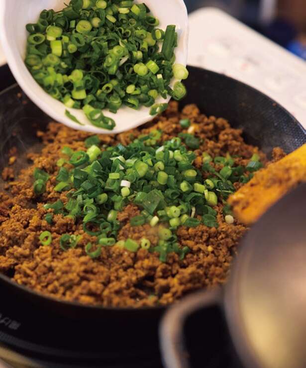 にんにく・ねぎでスタミナ満点！「山椒ねぎキーマ」のレシピ【栄養士妻が教える】 15081182_615.jpg