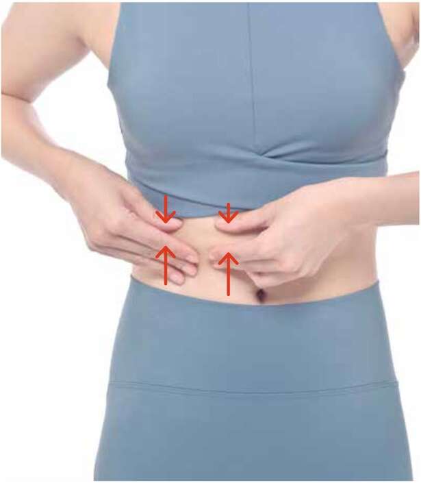 おなかまわりが気になる人に。浮き輪肉をスッキリ落とす「指リンパ習慣」 15614831_615.jpg