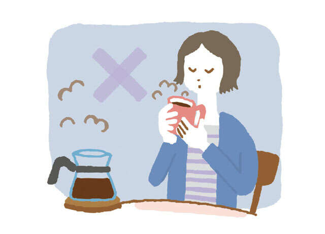 布団とは「ほどよく仲良く」。快眠のための夜の過ごし方7【睡眠専門医が指南】 2510_P008-009_02.jpg