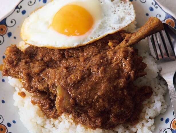 疲れた時こそガッツリ！栄養満点の黒酢とスタミナ食材で作る「豚黒酢カレー」のレシピ 15082651_615.jpg