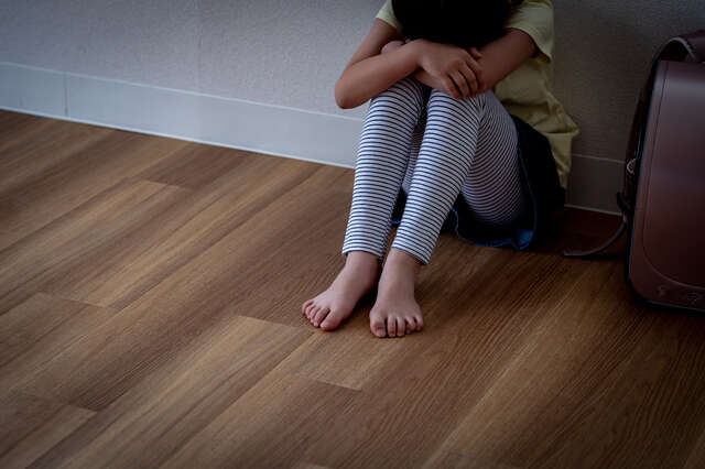 50代からの心を軽くする「子ども時代の環境」のお話。「生きづらい」のはあなたのせいじゃない pixta_103821500_S.jpg