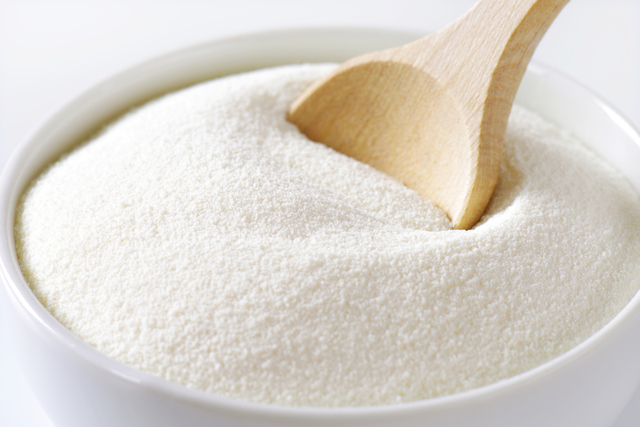 カルシウムやビタミンが豊富！　話題の「大人用粉ミルク」を料理に活用／もち麦＆粉ミルクでやせる！（４）