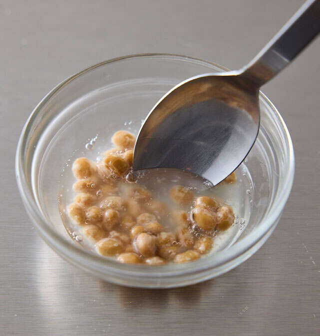 ヨーグルトメーカーで作る「自家製納豆」のレシピ。市販の納豆が"種菌"になる！ c発酵ライフ本文最終PDF0323-23-3.jpg