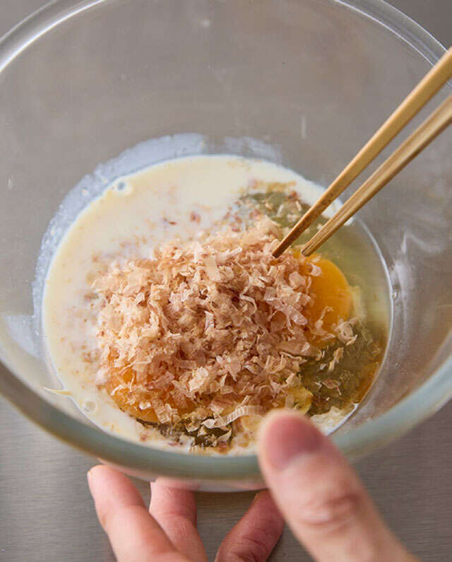 中はとろっと半熟！納豆のうまみをギュッと閉じ込める「卵焼き」のレシピ b発酵ライフ本文最終PDF0323-24-4.jpg
