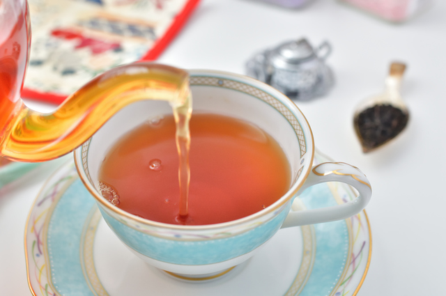茶葉の量、水質、お湯の温度...プロが教える「おいしい紅茶をいれる」3つのポイント pixta_28561270_S.jpg