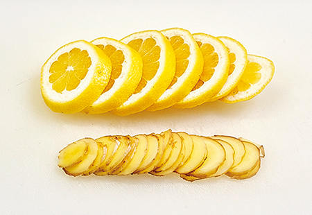 アジとオクラに「しょうがレモン酢」で涼感も！夏のさっぱり和食レシピ4選 A9Rh8yaey_yim7k7_h8.jpg