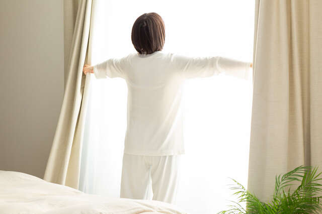 「ひざ痛改善」のために、運動より先にすべきこと。毎日できる筋肉を守る習慣を紹介 pixta_122961403_S.jpg