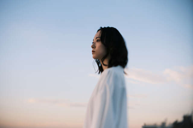 「もう、ひとりで頑張らなくていい」生きづらさを手放し、何歳からでも自分を助けるための選択肢 pixta_135086088_S.jpg
