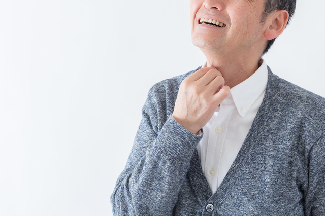 肺炎は日本人の死因第３位！　のどを鍛えて寿命を10年のばしましょう pixta_38560307_S.jpg