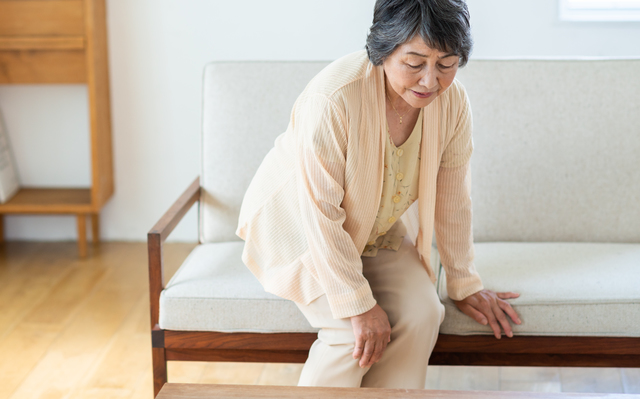 坐骨神経痛の痛みを軽減する 正しい 座り方 立ち方 とは 坐骨神経痛 毎日が発見ネット