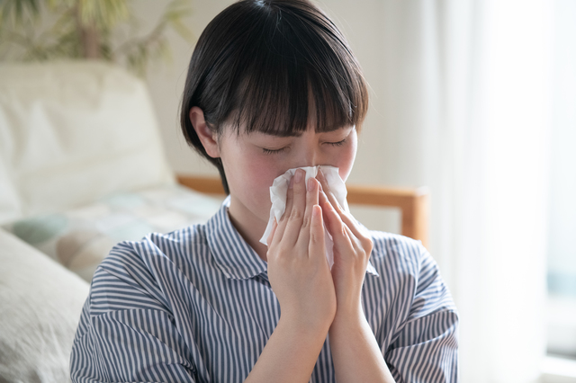 アレルギー性鼻炎の人は要注意！咳を長引かせる「鼻炎」の種類 pixta_50106171_S.jpg