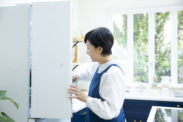 60代からの健康を守る、冷蔵庫に常備すべき3つの食材【鎌田實医師がすすめる】 pixta_71858386_S.jpg
