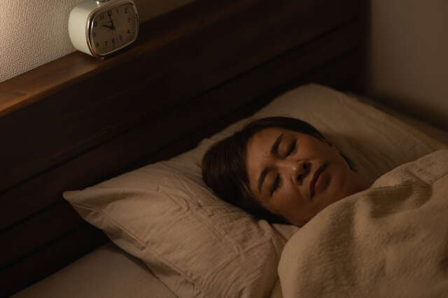 週2回の「早寝スケジュール」で体が変わる!睡眠不足が招く「細胞修復」の遅れと慢性炎症 pixta_93212438_S.jpg