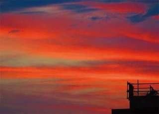 雲の「色」を決めるもの。空を見上げるのが楽しくなる科学を解説！