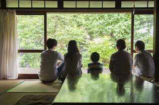 【2026年「七赤金星」の人の運勢】家族に尽くし、信頼を育む。周囲の助けを糧に輝く一年