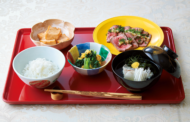 料理家・鈴木登紀子さん94歳「食べることは生きること。幸せになりたければおいしいものを食べてください」 1901p021_03.jpg